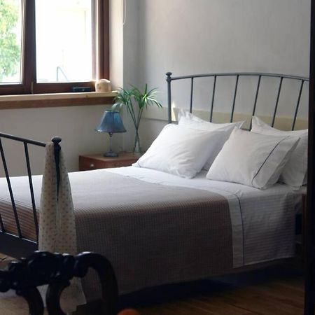 Unique - Spacious Studio With Rooftop / Thissio Athens Exterior photo